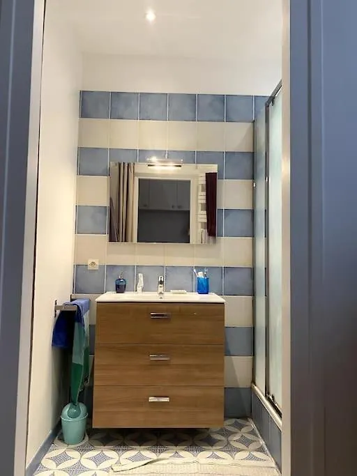 Tour Eiffel - Appartement Avec Jardin Párizs 0*,