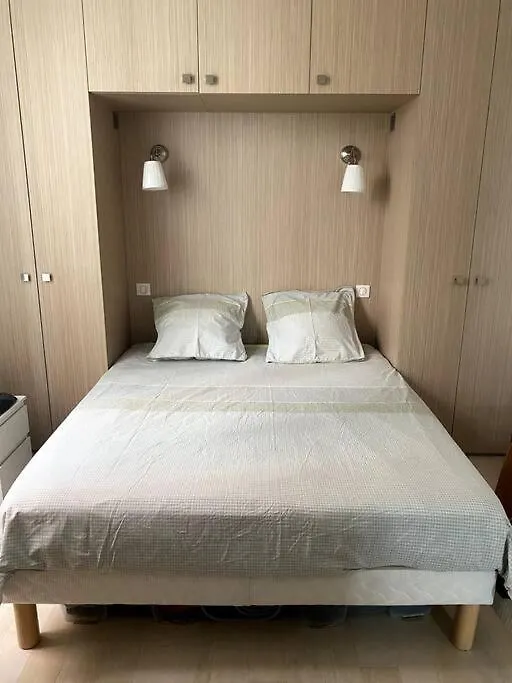 Tour Eiffel - Appartement Avec Jardin Párizs