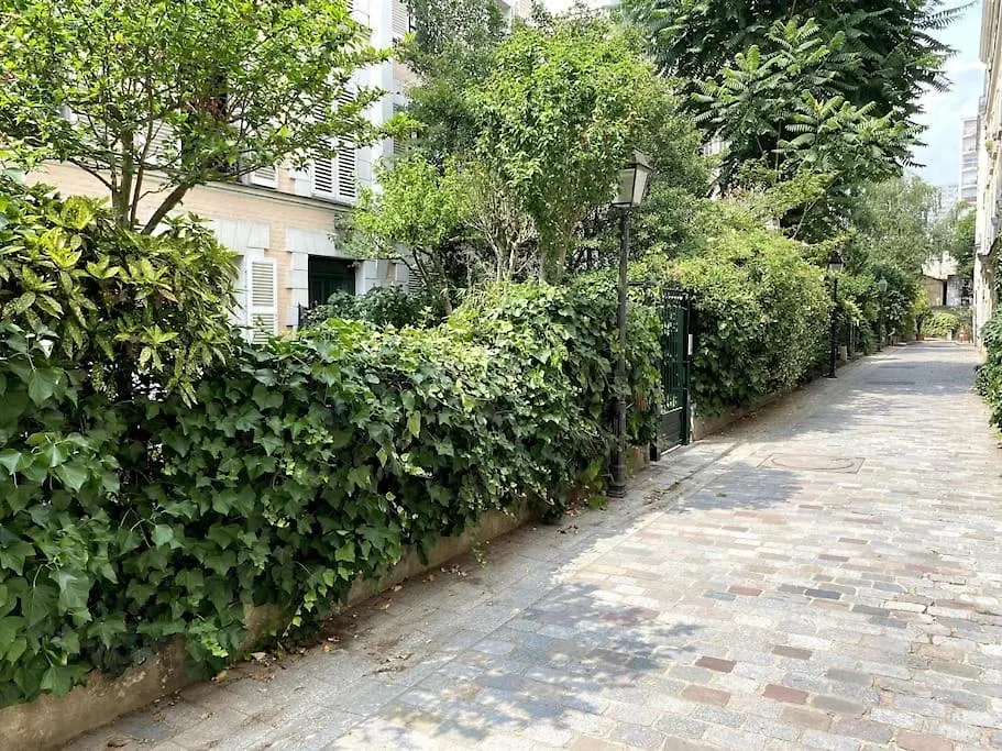 Tour Eiffel - Appartement Avec Jardin Paris