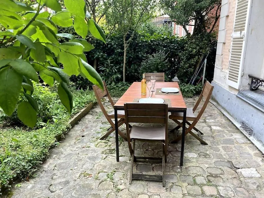 Tour Eiffel - Appartement Avec Jardin Parigi Francia